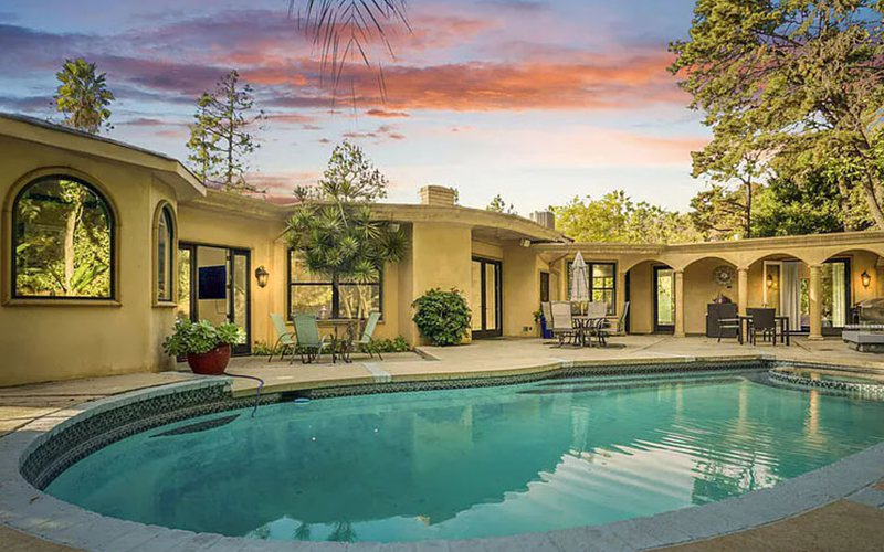 Loma Vista Dr.