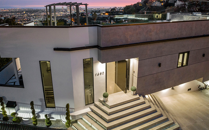 1680 Sunset Plaza