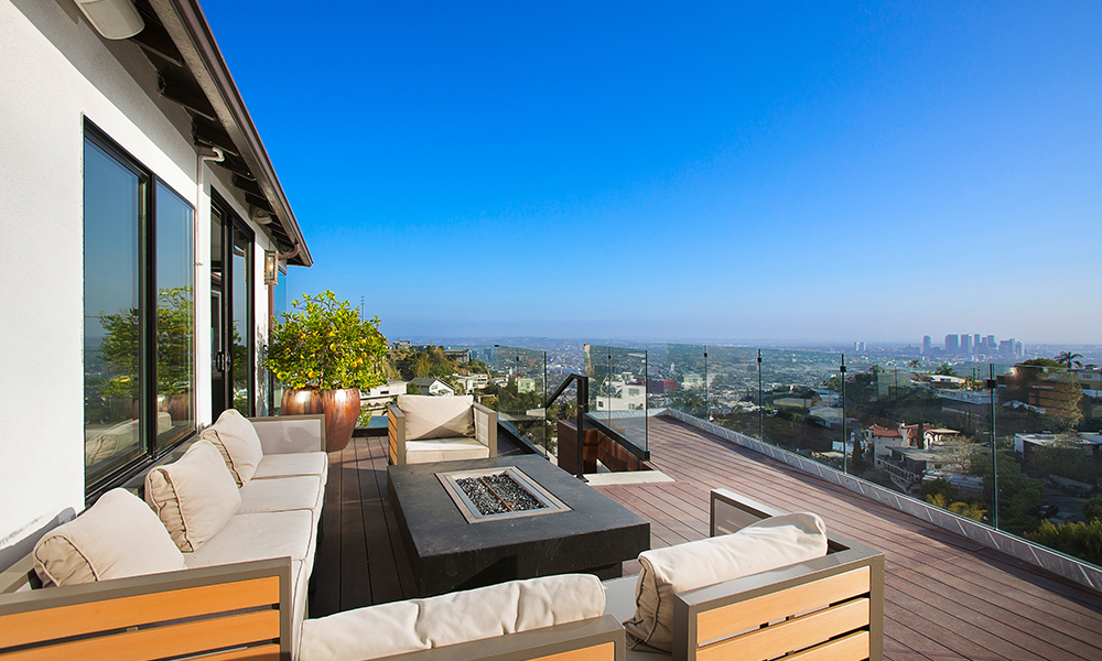 1733 Sunset Plaza