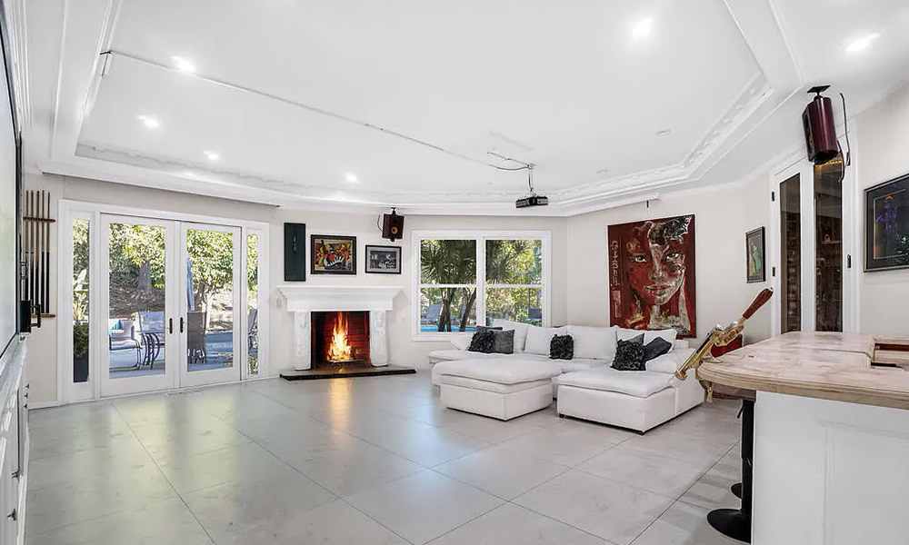 Loma Vista Dr.