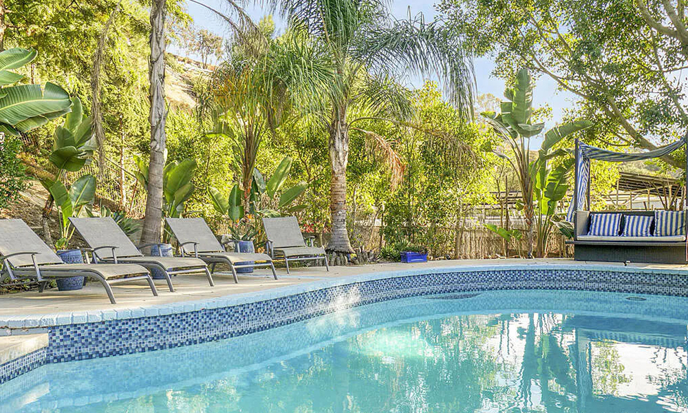 Loma Vista Dr.